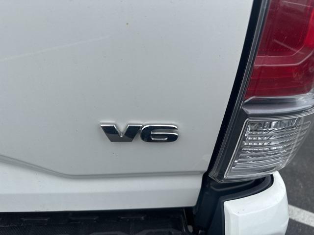 Photo of 2021 White Toyota Tacoma
