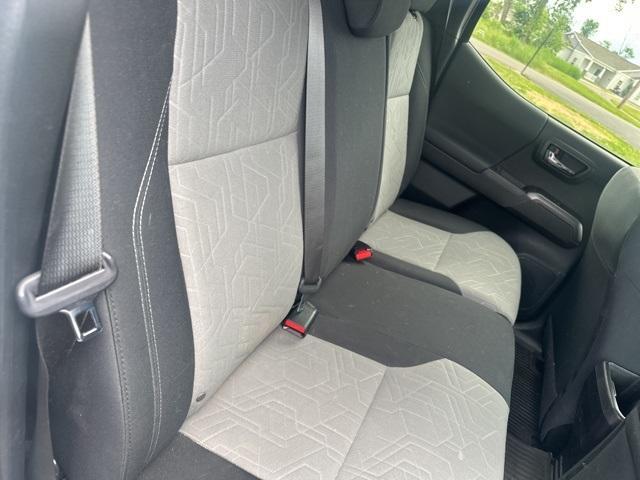 Photo of 2021 White Toyota Tacoma