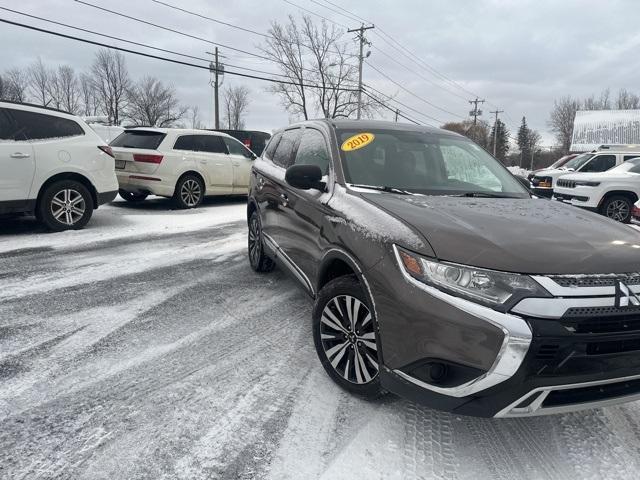 2019 Mitsubishi Outlander