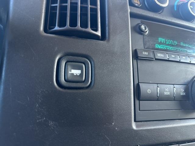 Photo of 2023 Summit White Chevrolet Express 2500
