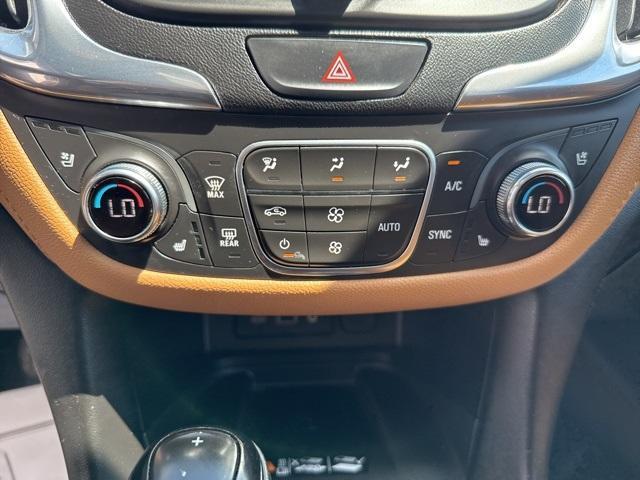 Photo of 2020 Mosaic Black Metallic Chevrolet Equinox