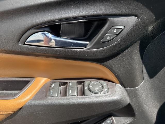 Photo of 2020 Mosaic Black Metallic Chevrolet Equinox