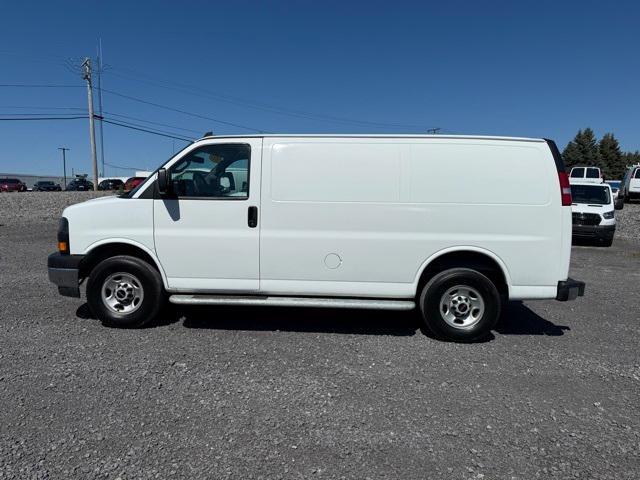 Photo of 2023 Summit White GMC Savana 2500