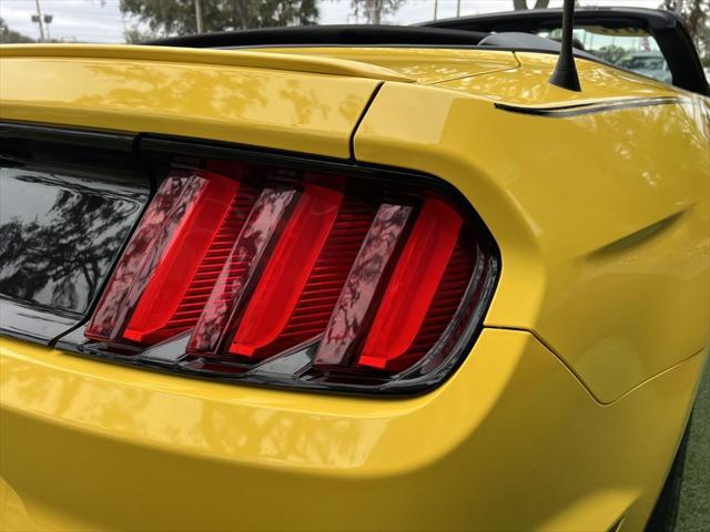 Photo of 2017 Yellow Ford Mustang