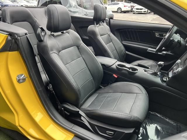 Photo of 2017 Yellow Ford Mustang