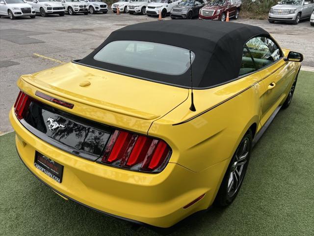 Photo of 2017 Yellow Ford Mustang