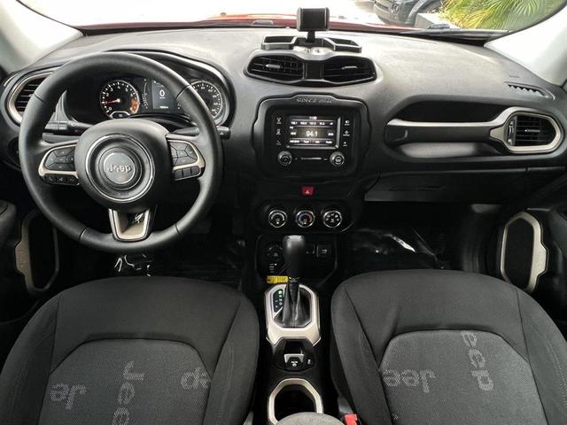 Photo of 2017 Orange Jeep Renegade