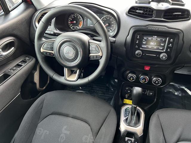 Photo of 2017 Orange Jeep Renegade