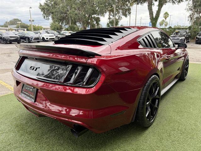 Photo of 2017 Red Ford Mustang