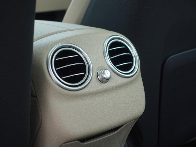 Photo of 2021 Polar White Mercedes-Benz C-Class