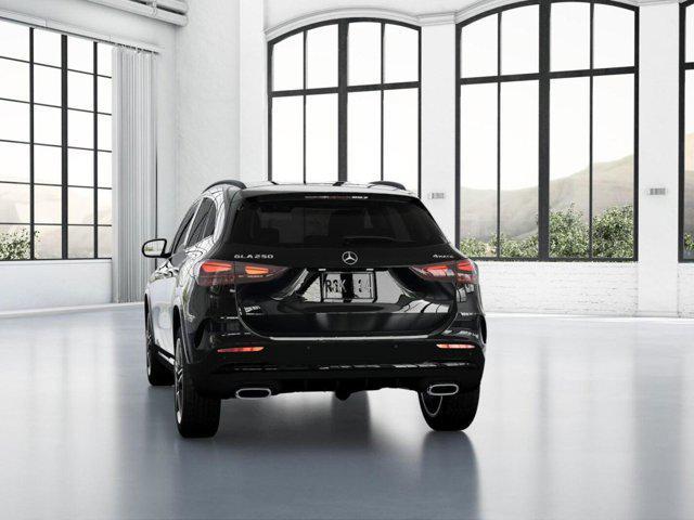 Photo of 2025 Night Black Mercedes-Benz GLA 250