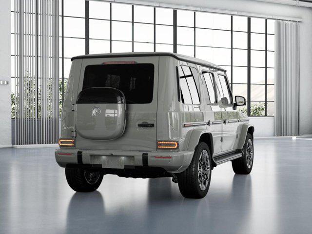 Photo of 2025 MANUFAKTUR Arabian Grey Mercedes-Benz G-Class