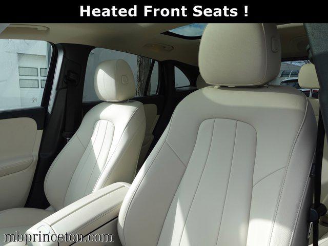 Photo of 2021 Night Black Mercedes-Benz GLA 250