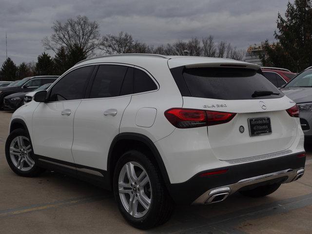 Photo of 2022 Polar White Mercedes-Benz GLA 250