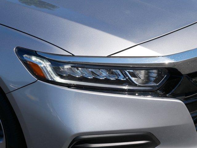 Photo of 2020 Lunar Silver Metallic Honda Accord