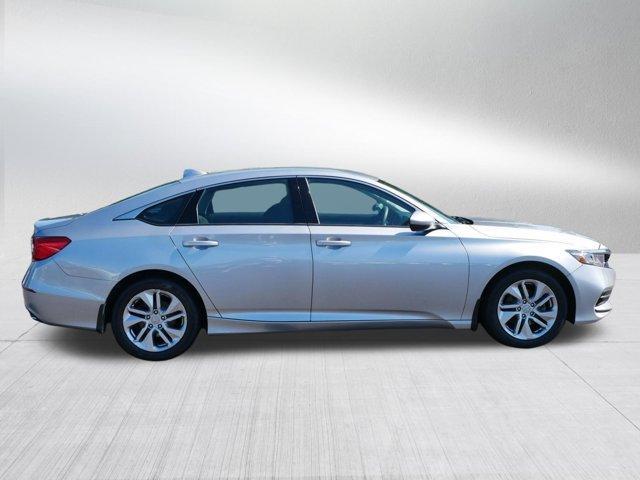 Photo of 2020 Lunar Silver Metallic Honda Accord