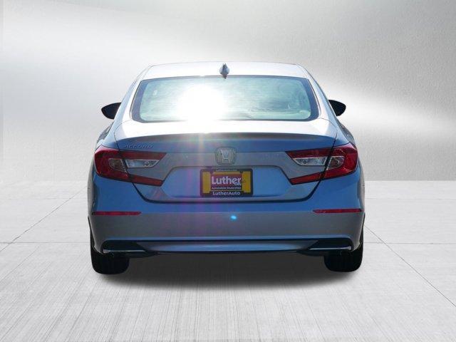 Photo of 2020 Lunar Silver Metallic Honda Accord