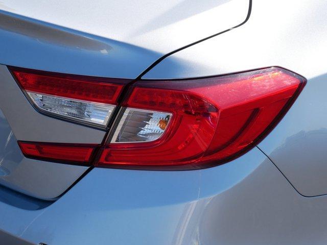 Photo of 2020 Lunar Silver Metallic Honda Accord
