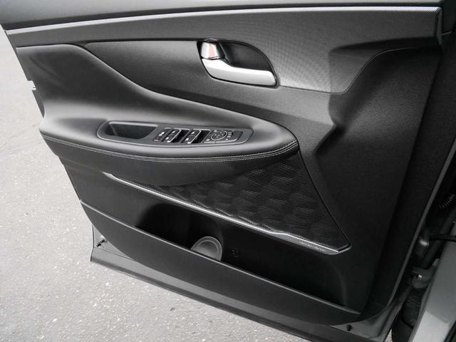 Photo of 2022 Hampton Gray Hyundai SANTA FE