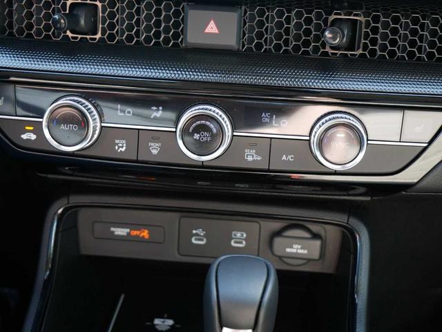 Photo of 2026 Meteorite Gray Metallic Honda CR-V