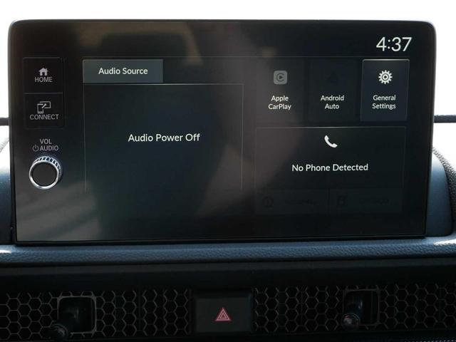 Photo of 2026 Platinum White Pearl Honda CR-V Hybrid