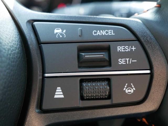 Photo of 2026 Platinum White Pearl Honda CR-V Hybrid