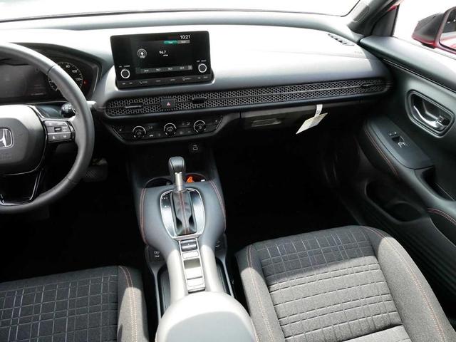 Photo of 2024 Milano Red Honda HR-V