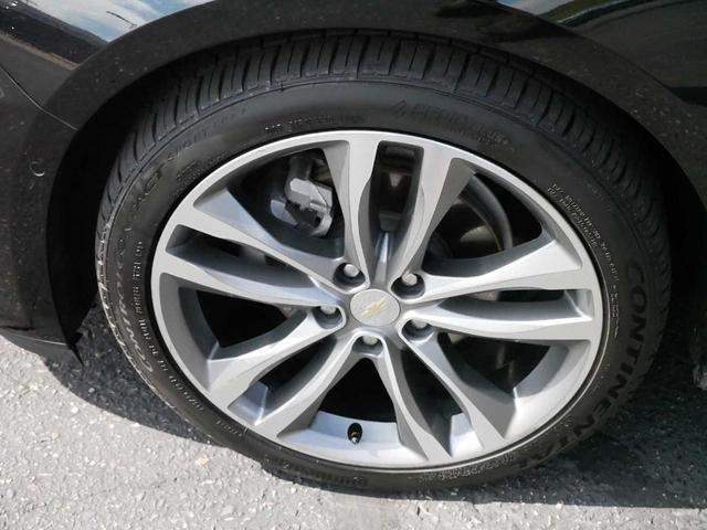 Photo of 2019 Mosaic Black Metallic Chevrolet Malibu