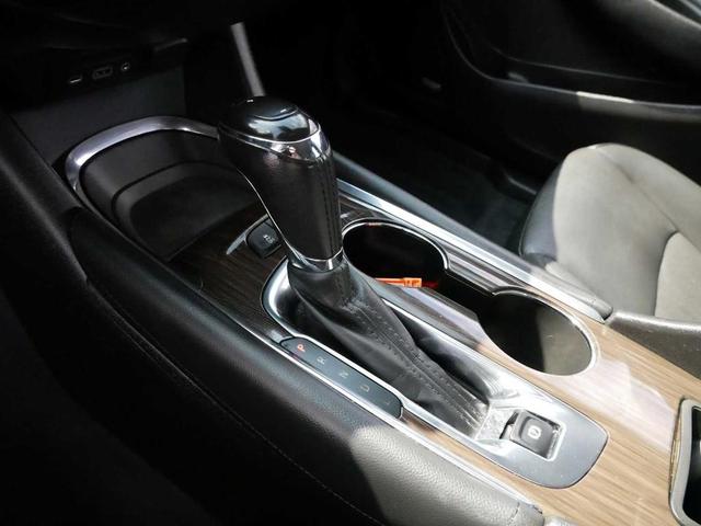 Photo of 2019 Mosaic Black Metallic Chevrolet Malibu