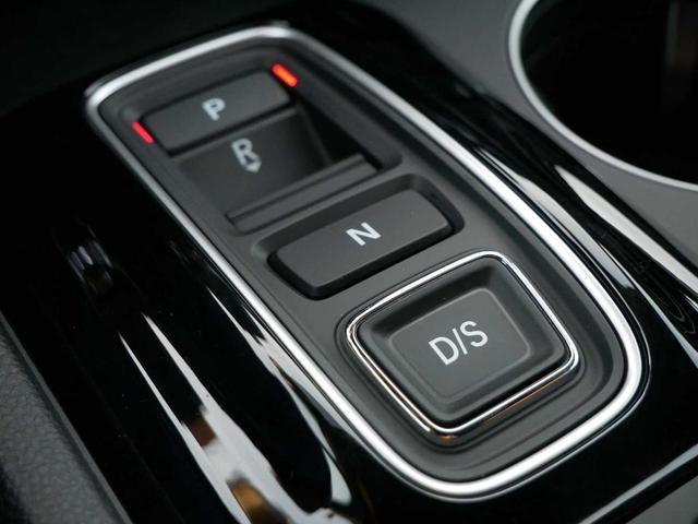 Photo of 2025 Radiant Red Metallic II Honda Pilot