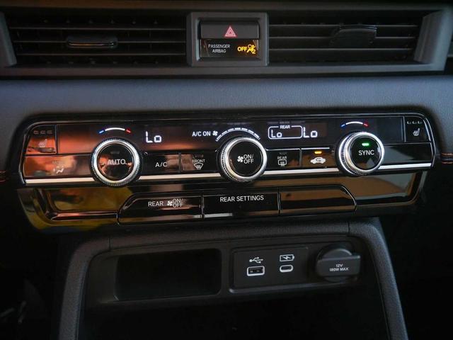 Photo of 2025 Radiant Red Metallic II Honda Pilot
