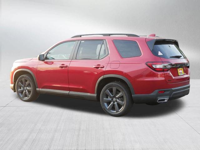 Photo of 2025 Radiant Red Metallic II Honda Pilot