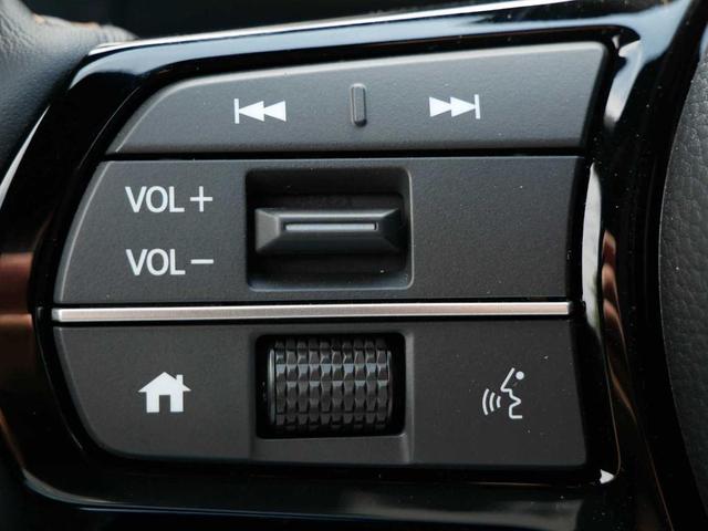 Photo of 2026 Urban Gray Pearl Honda HR-V
