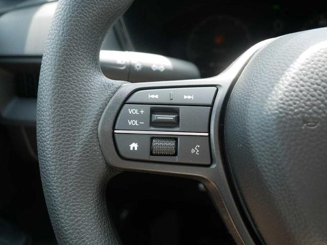 Photo of 2026 Platinum White Pearl Honda CR-V
