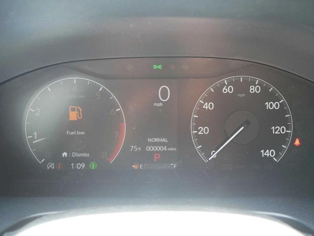 Photo of 2026 Platinum White Pearl Honda CR-V