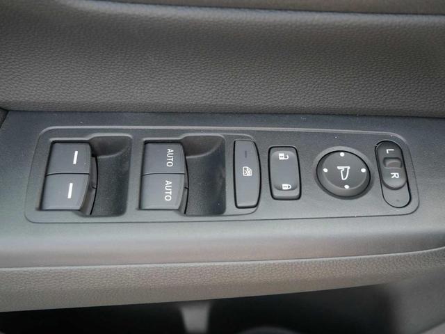 Photo of 2026 Platinum White Pearl Honda CR-V