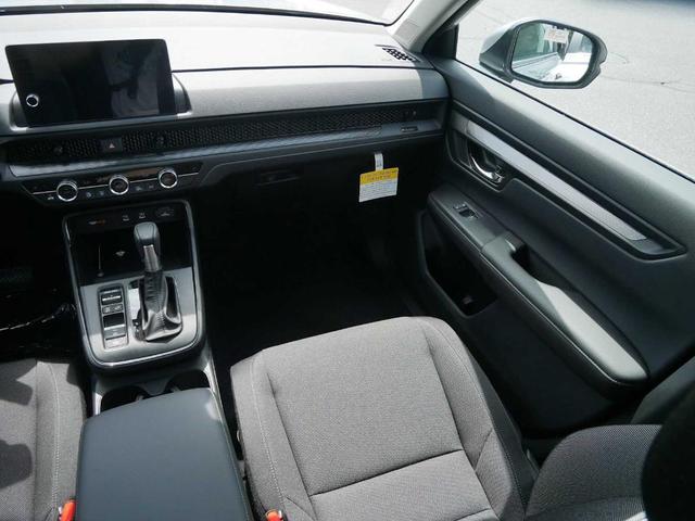 Photo of 2026 Platinum White Pearl Honda CR-V
