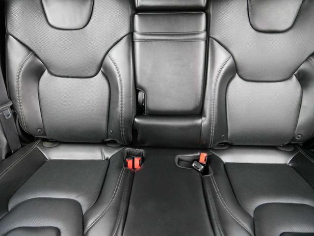 Photo of 2019 Velvet Red Pearlcoat Jeep Cherokee