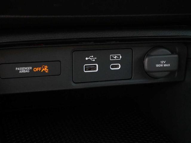 Photo of 2025 Crystal Black Pearl Honda CR-V Hybrid