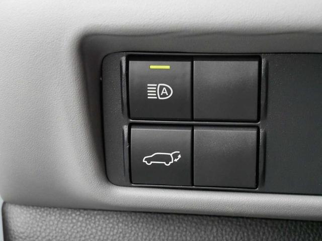 Photo of 2021 Moon Dust Toyota Highlander