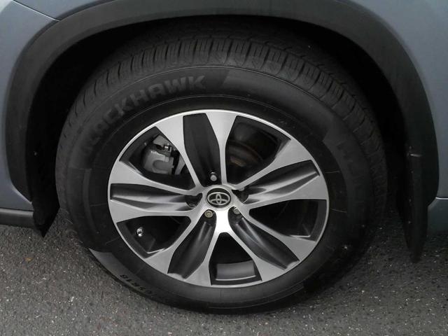Photo of 2021 Moon Dust Toyota Highlander