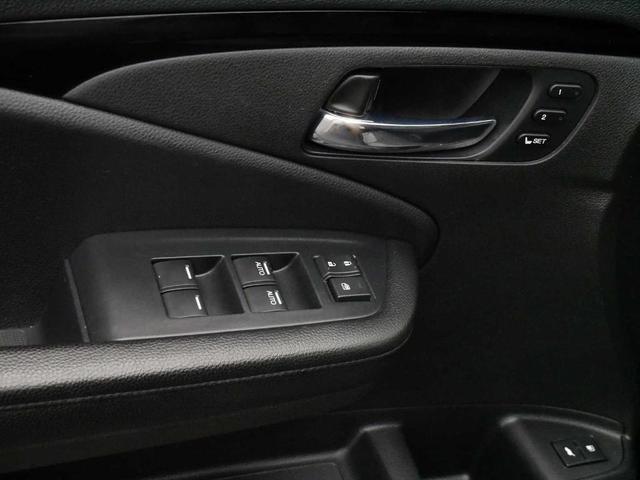 Photo of 2020 Crystal Black Pearl Honda Passport