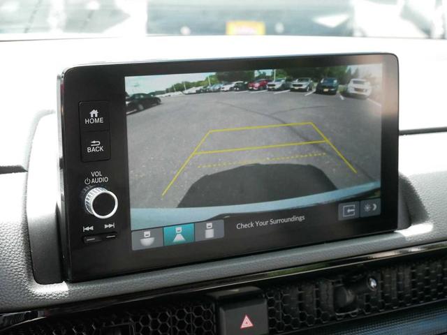 Photo of 2023 Platinum White Pearl Honda CR-V