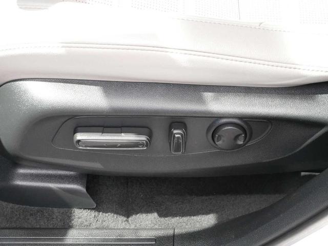 Photo of 2023 Platinum White Pearl Honda CR-V