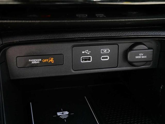 Photo of 2023 Platinum White Pearl Honda CR-V