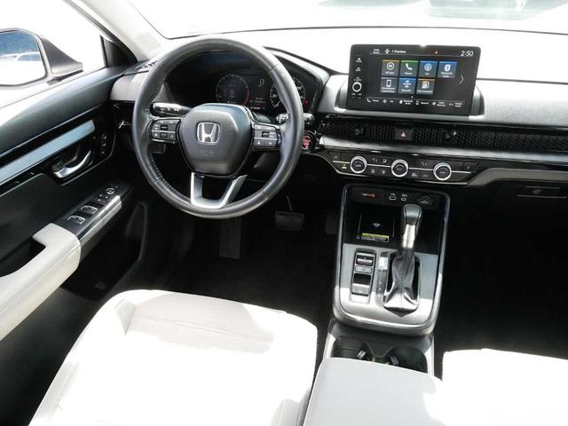 Photo of 2023 Platinum White Pearl Honda CR-V