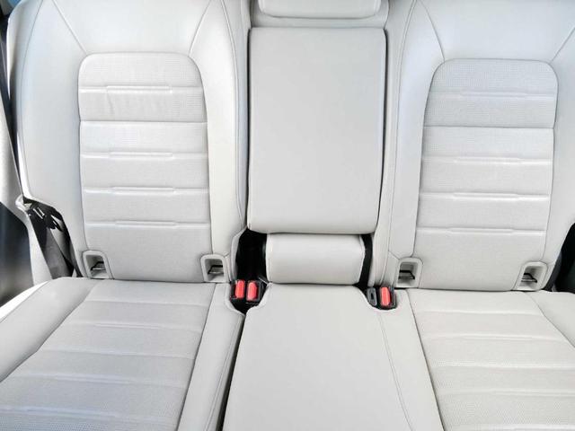 Photo of 2023 Platinum White Pearl Honda CR-V