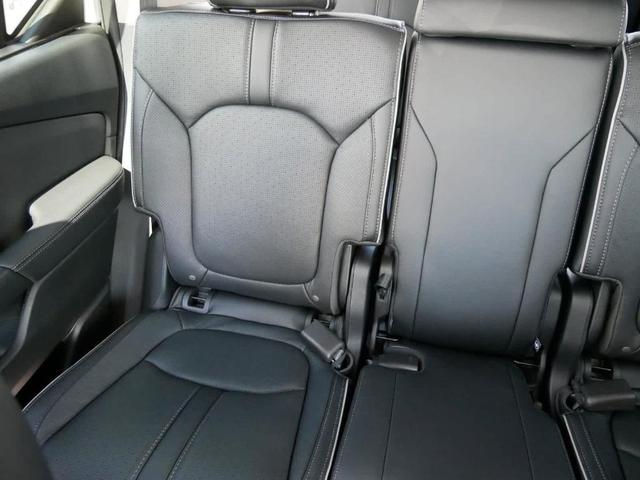 Photo of 2025 Radiant Red Metallic II Honda Pilot