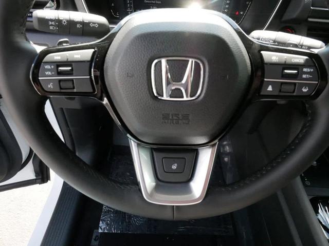 Photo of 2025 Radiant Red Metallic II Honda Pilot