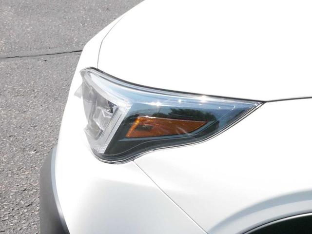 Photo of 2022 Crystal White Pearl Subaru Outback